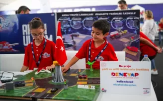 TEKNOFEST heyecanı 2023 yılında İstanbul, Ankara ve İzmir'de devam edecek