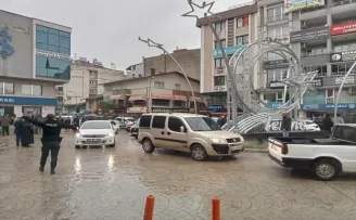 Terme'de hissedilen sarsıntı sonrası vatandaşlar açık alanlarda toplandı