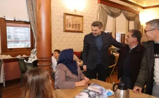 Tokat Belediye Başkanı Eroğlu depremzedelerle bir araya geldi