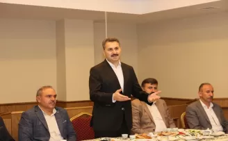 Tokat Belediye Başkanı Eroğlu, esnafla bir araya geldi