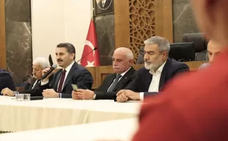 Tokat Belediye Başkanı Eroğlu, mahalle muhtarlarıyla bir araya geldi