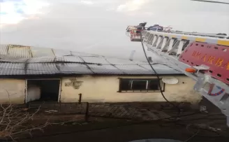 Tokat'ta çıkan yangında 2 ev kullanılamaz hale geldi