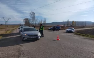 Tokat’ta jandarma yılın ilk 3 ayında 59 bin 608 aracı kontrol etti