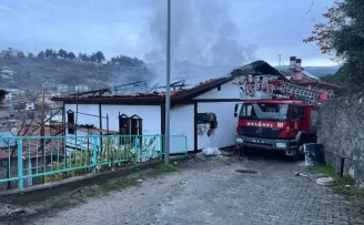 Tokat’ta tarihi konakta yangın sonucu hasar oluştu