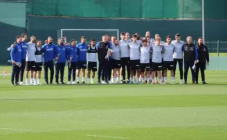 Trabzonspor, lige verilen arada antrenmanlarını sürdürüyor