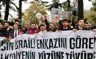 Trabzonspor taraftar derneklerinden Filistin’e destek yürüyüşü