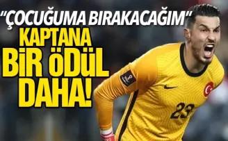 Uğurcan Çakır'a ödül!