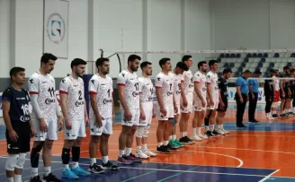Voleybol: AXA Sigorta Efeler Ligi