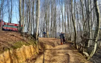 Zonguldak'ta çıkan örtü yangını kontrol altına alındı