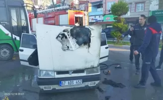 Zonguldak’ta otomobilde çıkan yangın söndürüldü