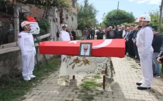 Zonguldak’ta vefat eden Kıbrıs gazisi son yolculuğuna uğurlandı