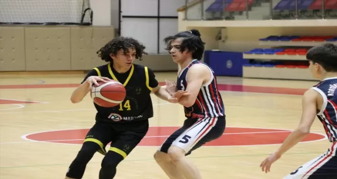 16 Yaş Altı Erkekler Basketbol Bölge Şampiyonası Karabük’te başladı