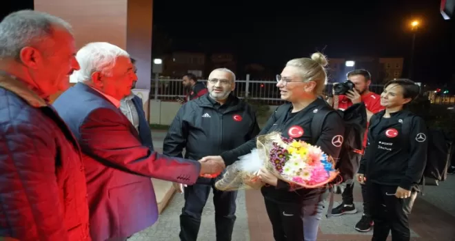 A Milli Kadın Futbol Takımı, Lüksemburg maçı için Çorum’a geldi