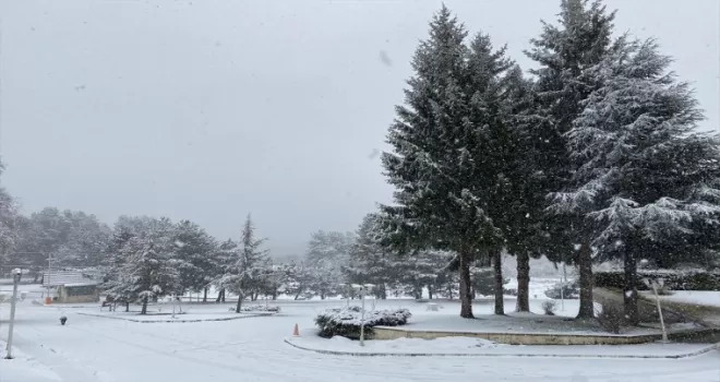 Abant’ta kar yağışı başladı