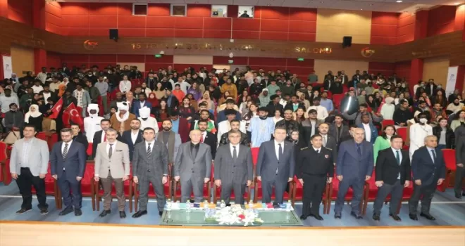 ABD'li şarkıcı Della Miles, Karabük'te düzenlenen etkinlikte sahne aldı