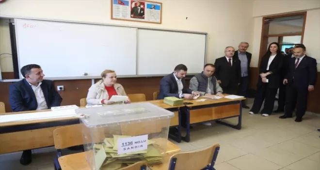 AK Parti Genel Başkan Yardımcısı Karaaslan, oyunu Samsun’da kullandı