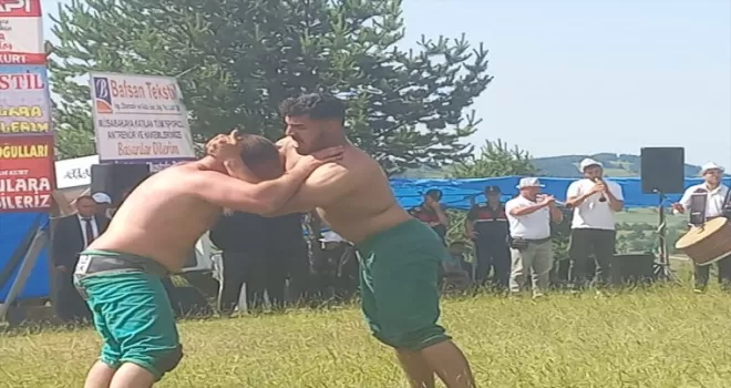 Alaçam Dürtmen Karakucak Güreşleri’nde başpehlivan Serdar Çavuşoğlu oldu