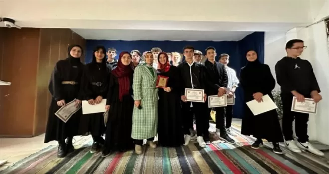 Alaçam Şehit Kadir Kara Anadolu İmam Hatip Lisesi’nden şiir dinletisi