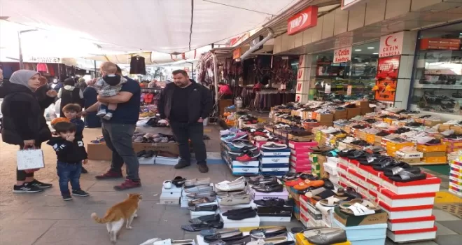 Alaplı’daki dükkanlarda Ramazan Bayramı hareketliliği başladı