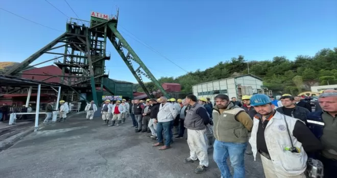 Amasra’daki patlamada hayatını kaybeden 43 madenci anıldı