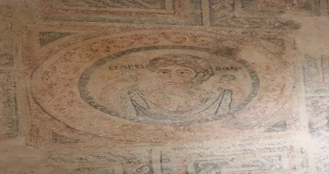 Amasya’da 1700 yıllık “Bereket Tanrıçası“ motifli mozaik sergilenmeye başlandı