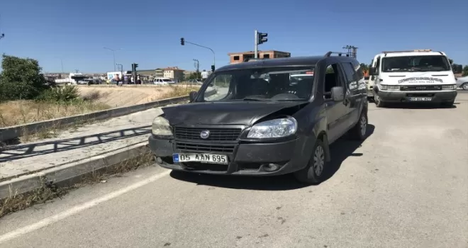 Amasya’da beş aracın karıştığı kazada 5 kişi yaralandı