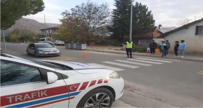 Amasya’da jandarma yaya önceliği denetimi yaptı