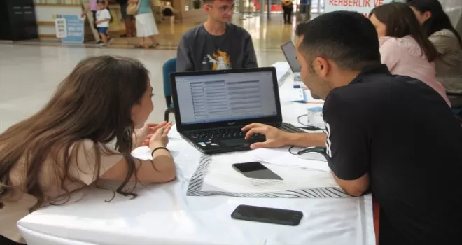 Amasya’da öğrencilere ücretsiz YKS tercih danışmanlığı hizmeti veriliyor