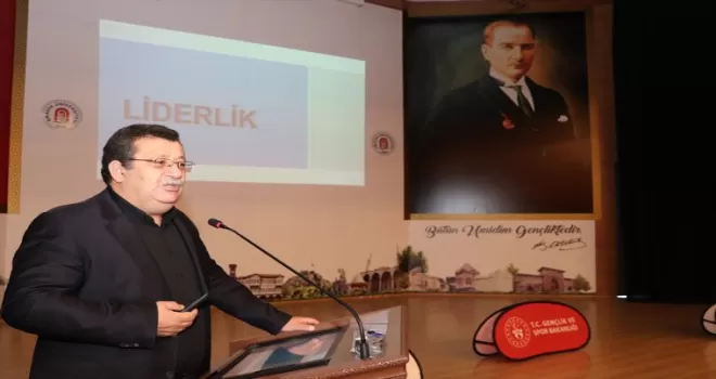 Amasya Üniversitesinde “Ekip Çalışması ve Liderlik Eğitimi“ konferansı