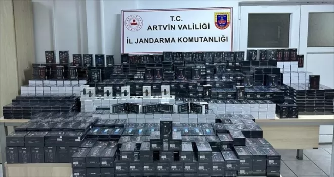 Artvin’de 2 bin 325 gümrük kaçağı elektronik sigara ele geçirildi