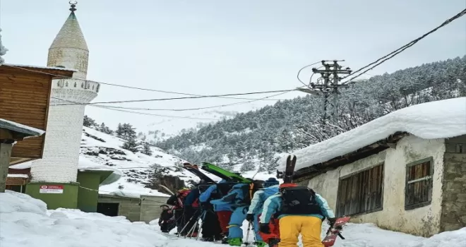 Artvin’de çığ düşmesi sonucu 2 kişi öldü, 7 kişi yaralandı
