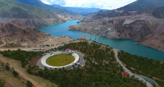 Artvin’de “Yusufeli Orman Parkı“ ve “Boğa Güreş Meydanı“ açıldı