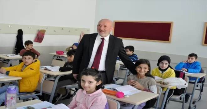 Artvin Yusufeli'nin yeni yerleşim yerinde ilk ders zili çaldı