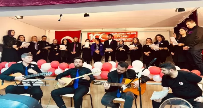 Asarcık’ta “Öğretmenler Korosu“ konser verdi