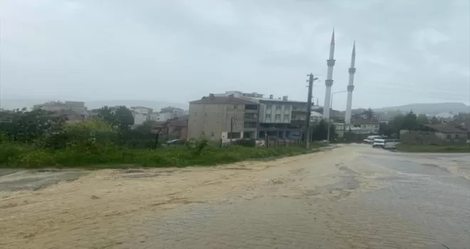 Asarcık’ta sağanak etkili oldu