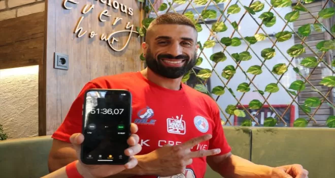 Avustralyalı Webby, ülke ülke gezerek yemek yarışmalarına katılıyor