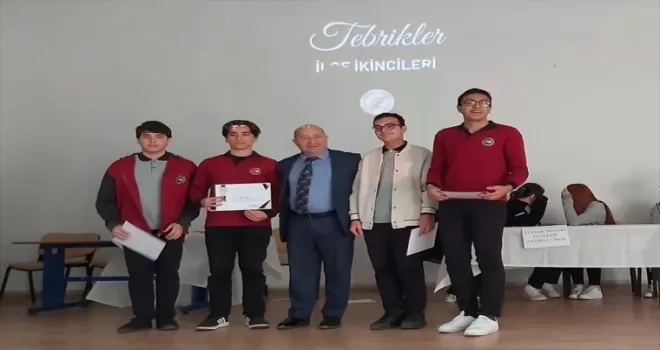 Ayancık’ta Cumhuriyet’in 100. yılı dolayısıyla bilgi yarışması düzenlendi