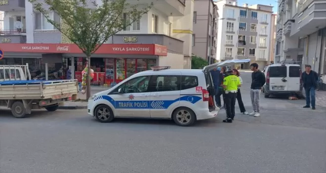 Bafra’da otomobil ile motosikletin çarpışması sonucu 1 kişi yaralandı
