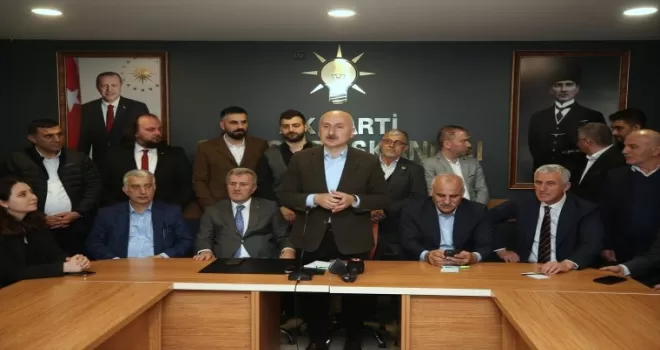 Bakan Karaismailoğlu, Of ilçesindeki bayram ziyaretinde konuştu: