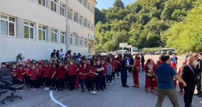 Bartın’da yeni eğitim öğretim yılı başladı