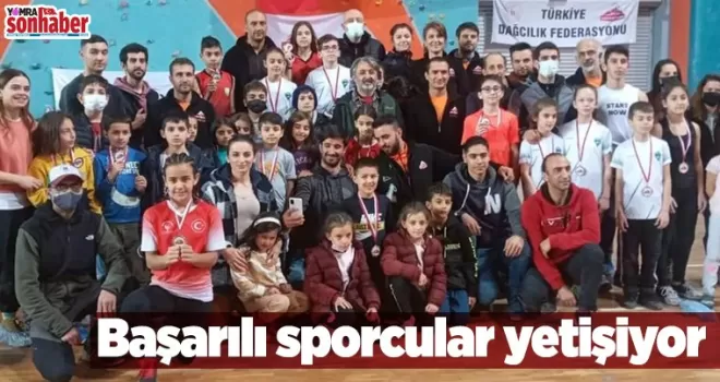 Başarılı sporcular yetişiyor