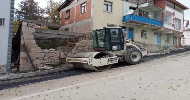 Başçiftlik'te bozulan yollar onarılıyor