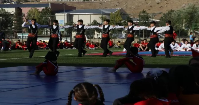 Bayburt'ta Amatör Spor Haftası dolayısıyla etkinlik yapıldı