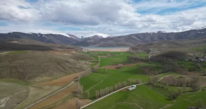 Bayburt’ta ilkbahar yağışlarıyla dolan baraj ve göletler çiftçiye umut oldu