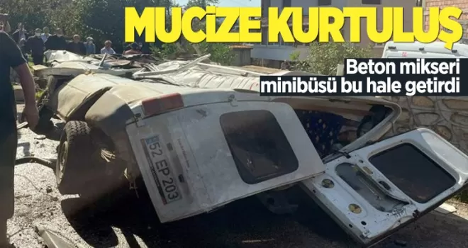 Beton mikseri minibüsün üstüne devrildi