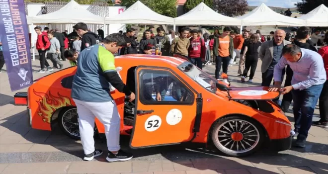 Bilime meraklı çocuklar şenlikte buluştu