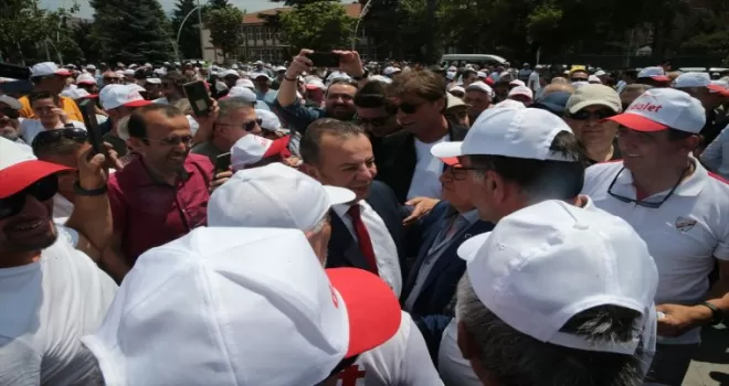 Bolu Belediye Başkanı Tanju Özcan “Adalet ve Değişim Yürüyüşü“ne başladı: