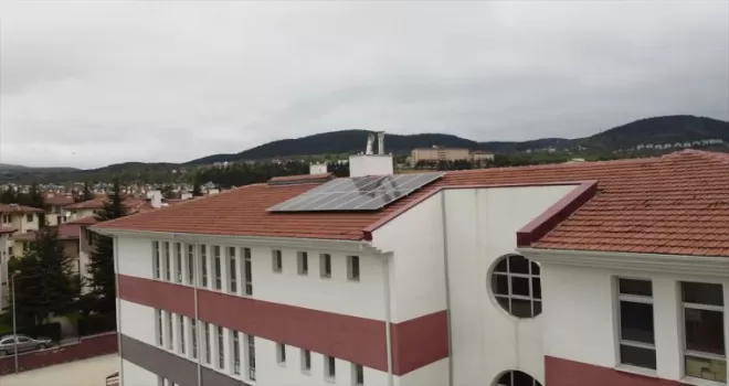 Bolu’da 9 okul güneş enerjisi sistemiyle elektrik üretiyor