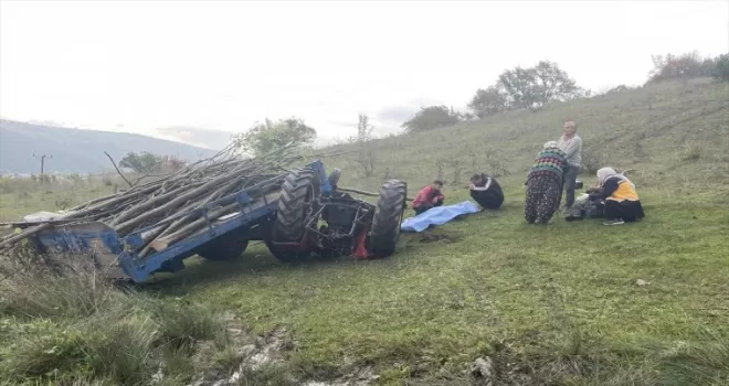 Bolu'da devrilen traktörün sürücüsü öldü