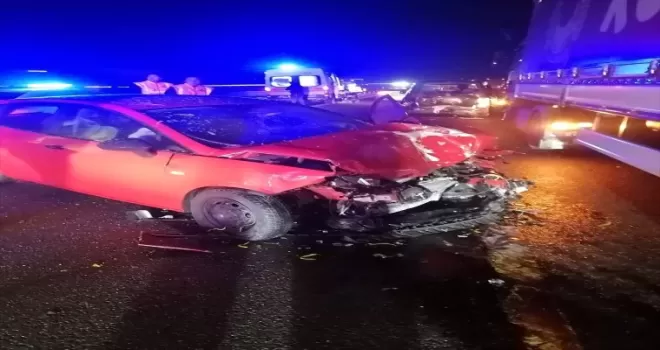 Bolu’da iki ayrı trafik kazasında 10 kişi yaralandı